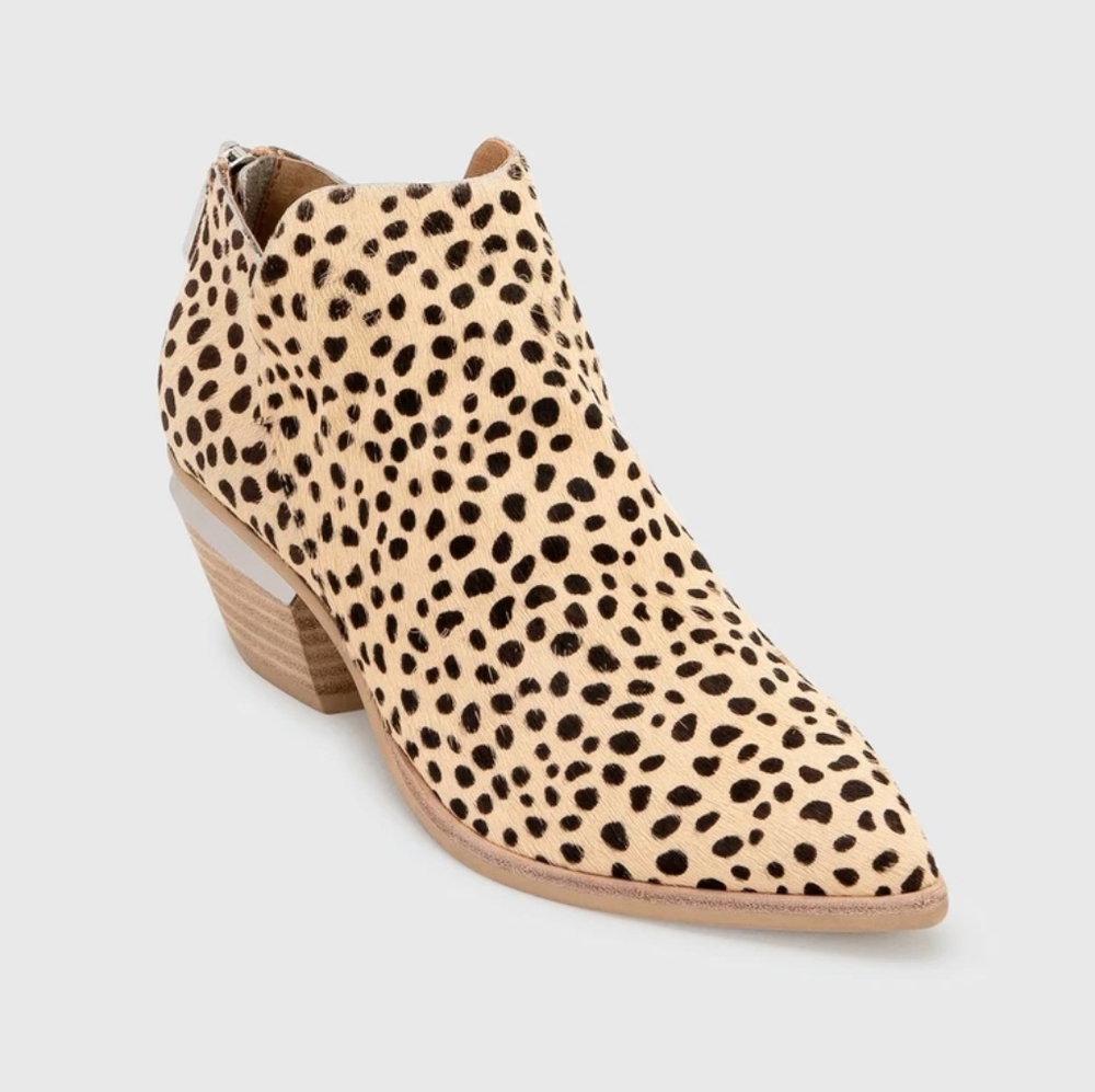 NWT Dolce Vita Bootie - Picture 3 of 5